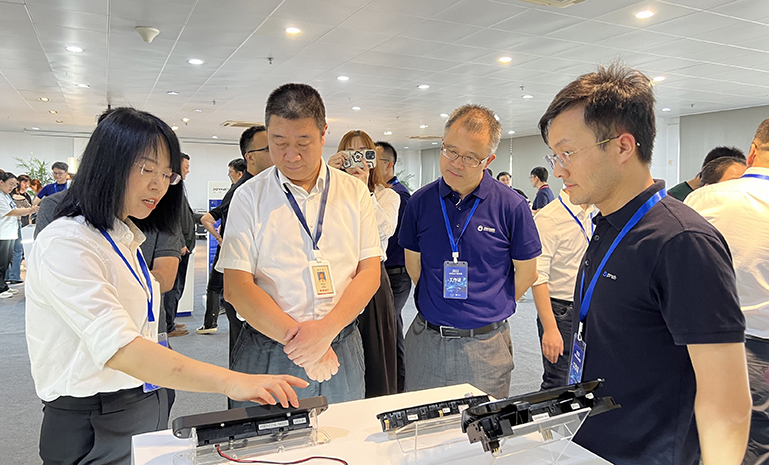 1699427820149492763F.jpg ÆÕÈð ÈÕ²úÊÖÒÕÕ¹ ¹ÙÍøÊ¹ÓÃ.jpg